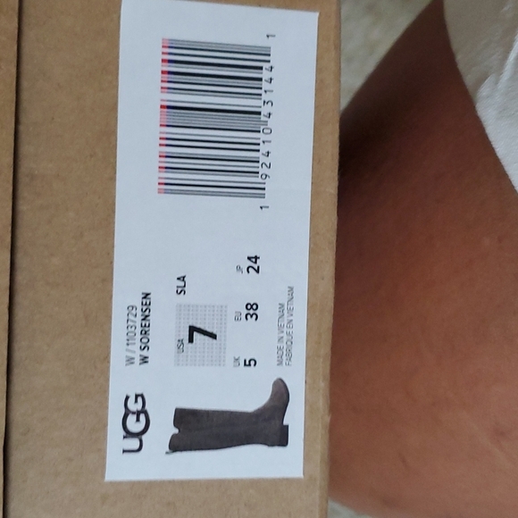 UGG Knee-High Suede Sorenson Boots - Picture 5 of 6